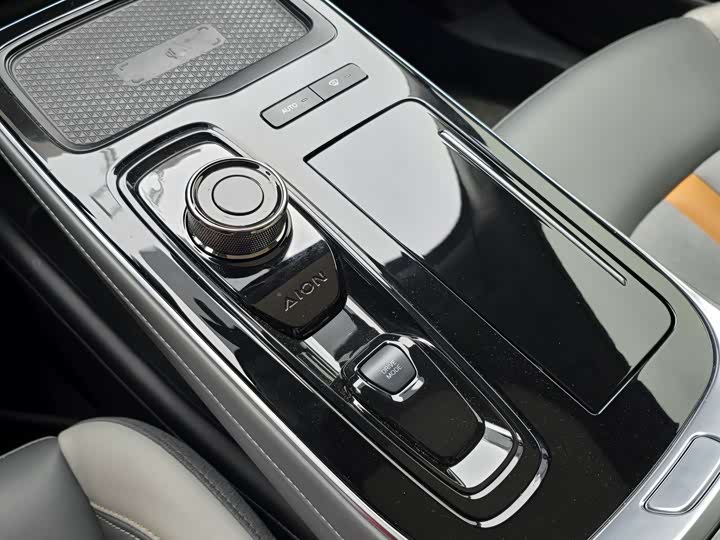 Фото 8 - GAC Aion S Plus