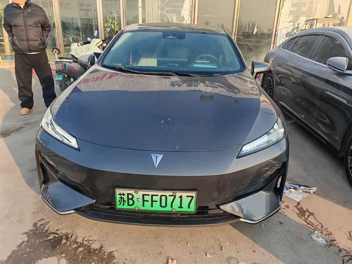 Фото 1 - Changan Deepal SL03