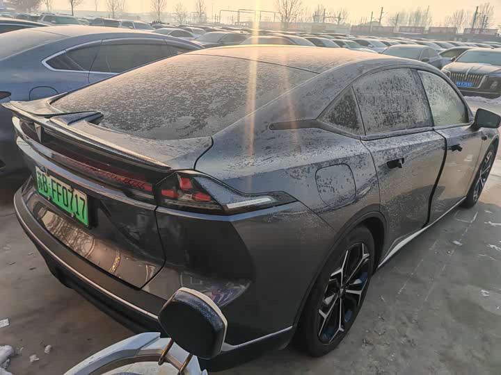 Фото 9 - Changan Deepal SL03