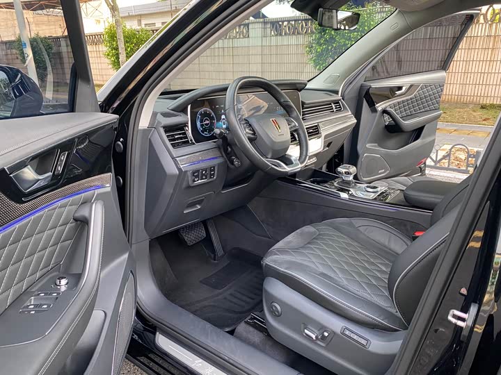 Фото 4 - Hongqi HS5