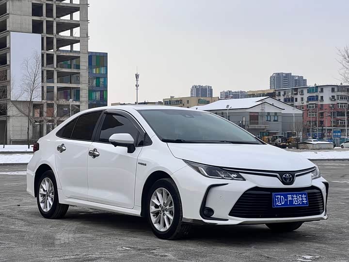 Фото 3 - Toyota Corolla