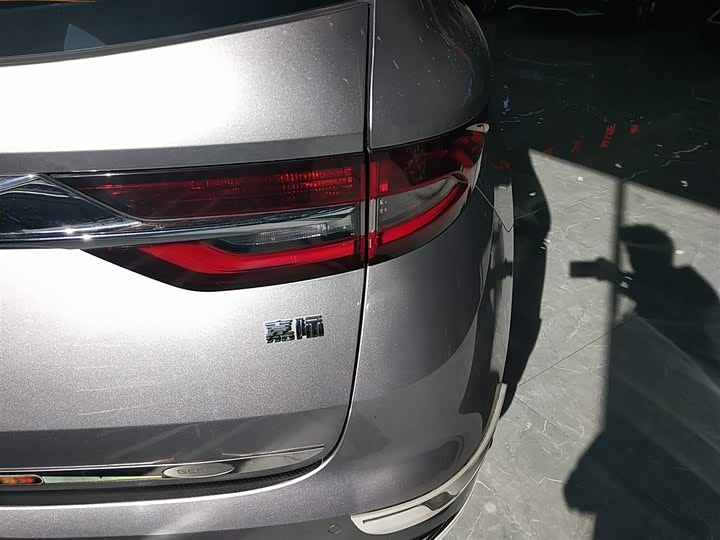 Фото 8 - Geely Jiaji