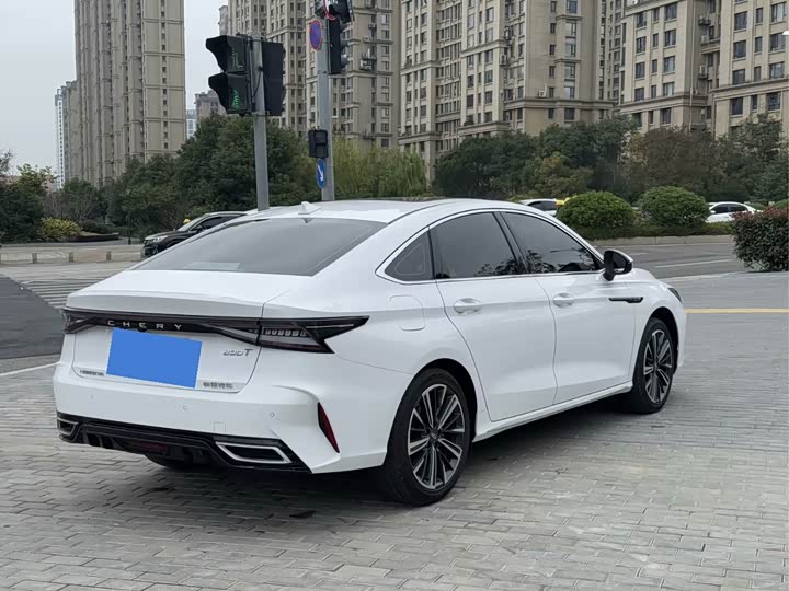 Фото 4 - Chery Arrizo 8