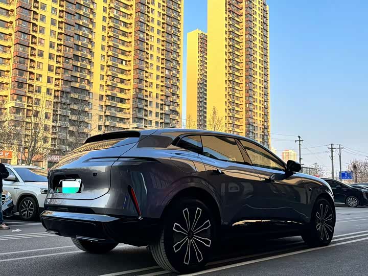 Фото 3 - Avatr 07