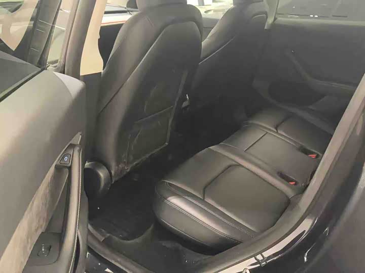 Фото 2 - Tesla Model Y