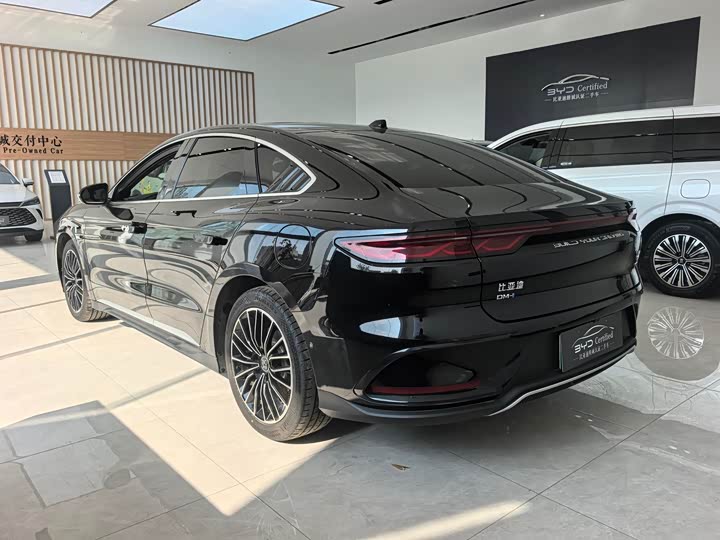 Фото 4 - BYD Han