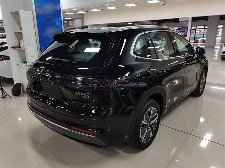 Фото 7 - Geely Galaxy Starship 7