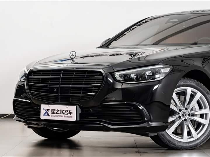 Фото 3 - Mercedes-Benz S-Class