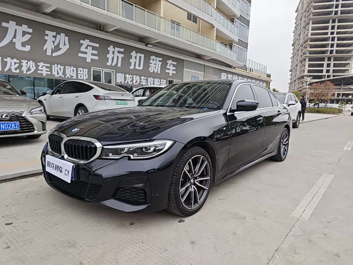 Фото 1 - BMW 3 Series