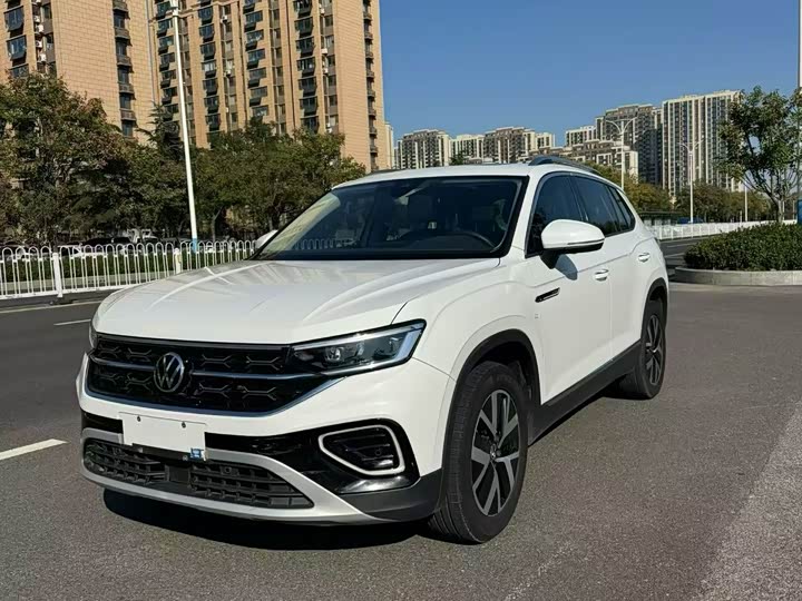 Фото 1 - Volkswagen Tayron