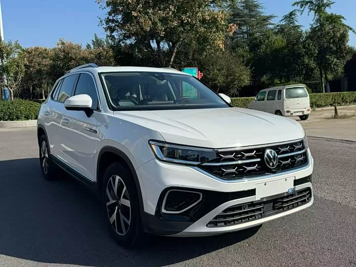 Фото 3 - Volkswagen Tayron