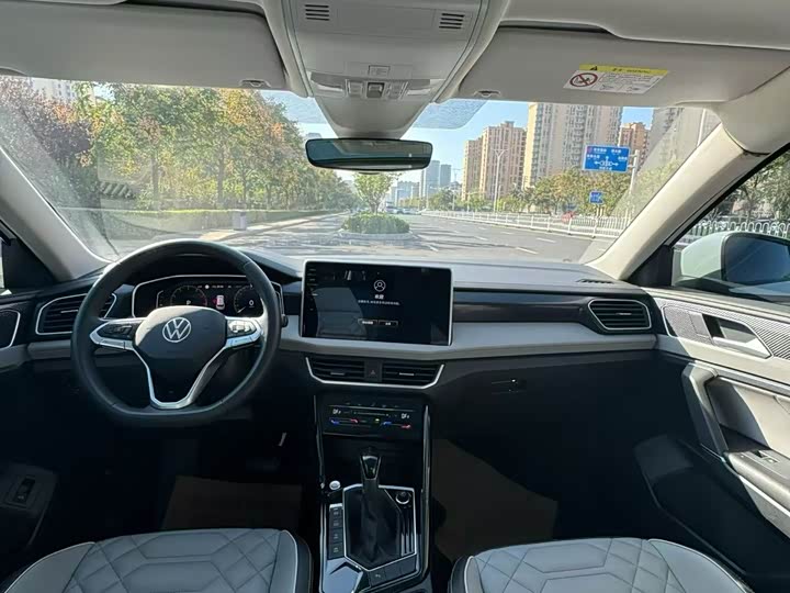 Фото 9 - Volkswagen Tayron