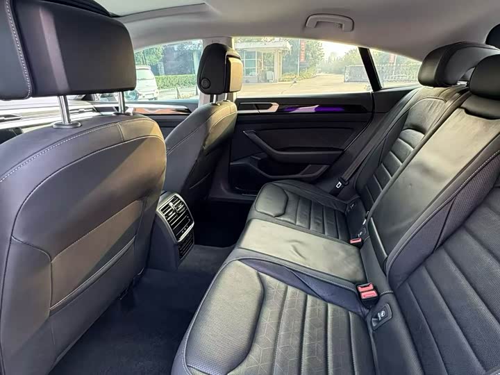 Фото 8 - Volkswagen CC