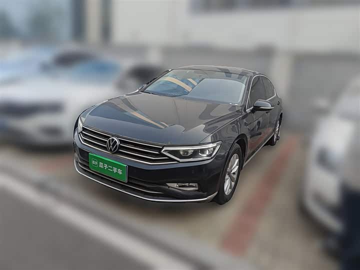 Фото 2 - Volkswagen Magotan