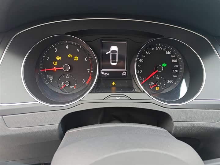 Фото 5 - Volkswagen Magotan