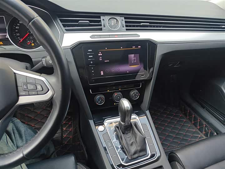 Фото 6 - Volkswagen Magotan