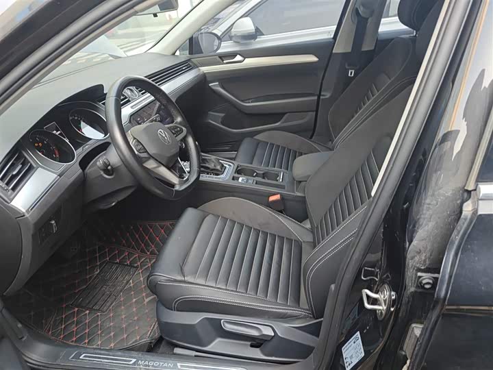 Фото 8 - Volkswagen Magotan