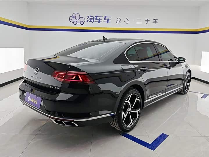 Фото 3 - Volkswagen Magotan