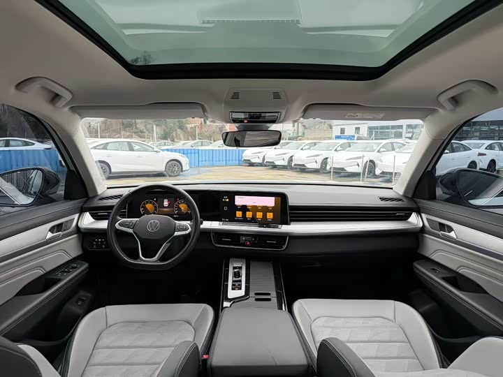 Фото 9 - Volkswagen Tavendor