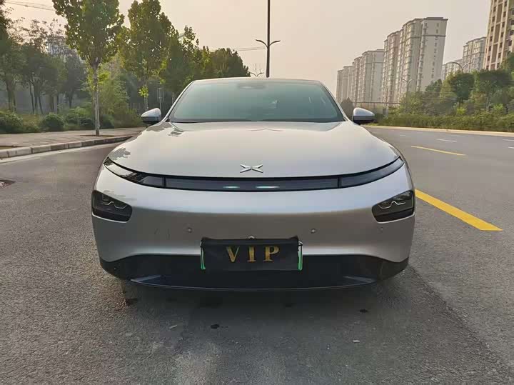 Фото 2 - XPeng P7