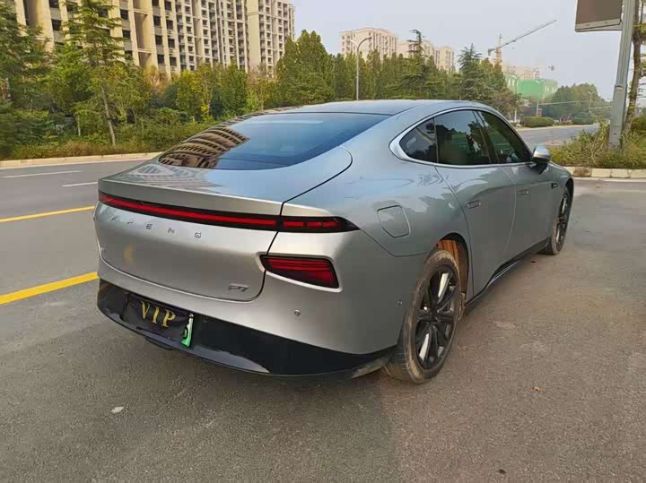 Фото 5 - XPeng P7