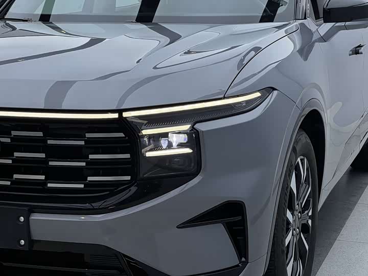 Фото 5 - Ford Edge