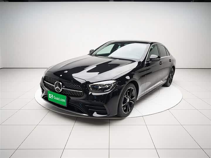 Фото 2 - Mercedes-Benz E-Class