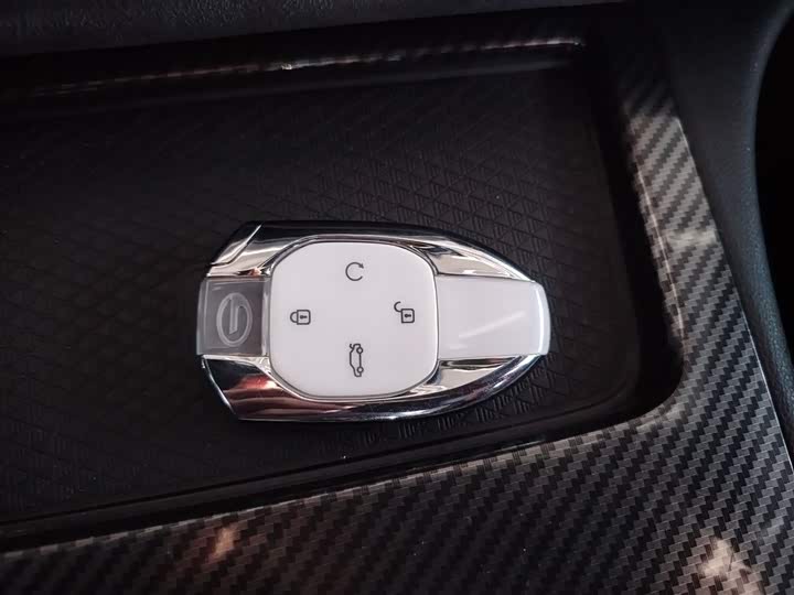 Фото 9 - GAC Trumpchi Empow R