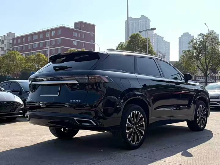 Фото 9 - Chery Tiggo 9