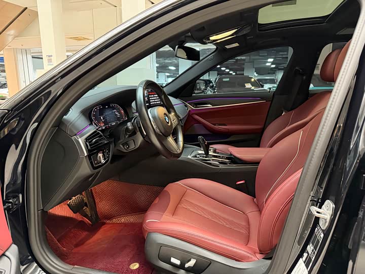 Фото 9 - BMW 5 Series