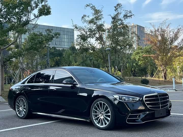 Фото 3 - Mercedes-Benz S-Class