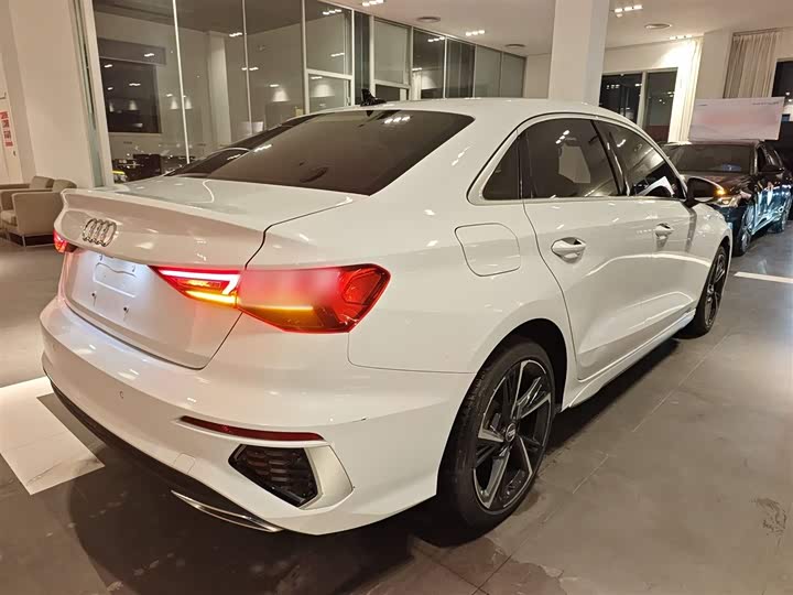 Фото 7 - Audi A3