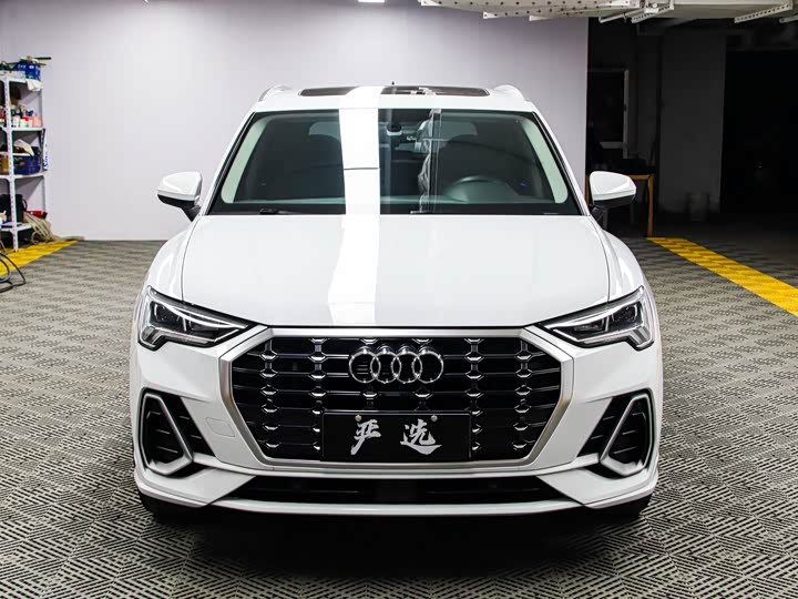 Фото 2 - Audi Q3