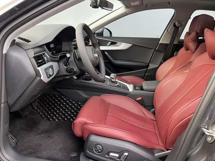 Фото 5 - Audi A4L