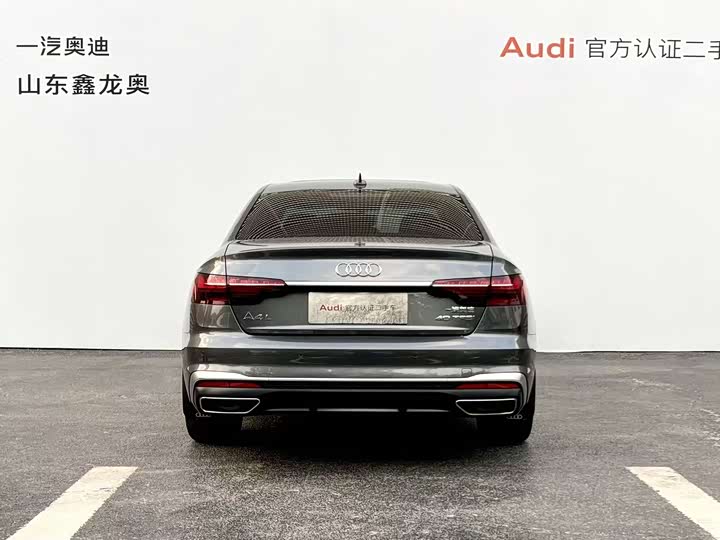 Фото 8 - Audi A4L