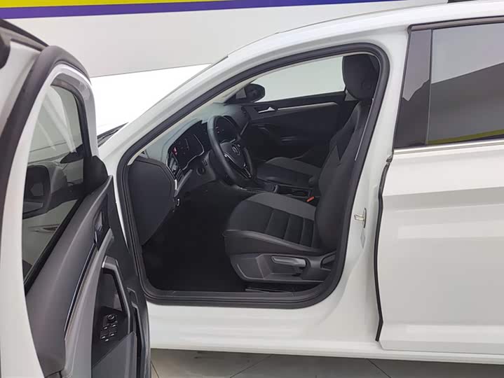 Фото 9 - Volkswagen Sagitar L