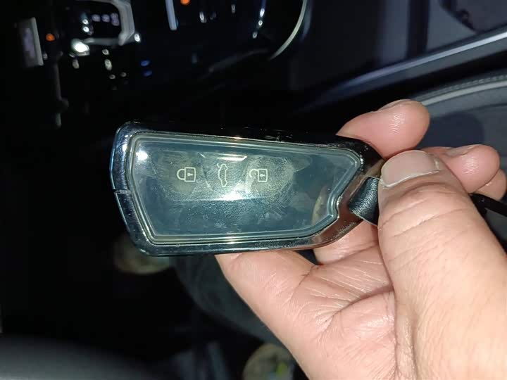 Фото 9 - Volkswagen Talagon