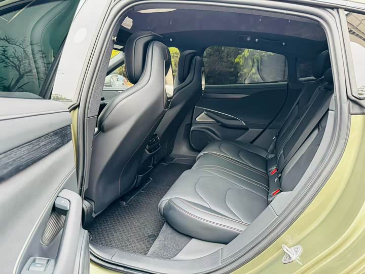 Фото 9 - Xiaomi SU7