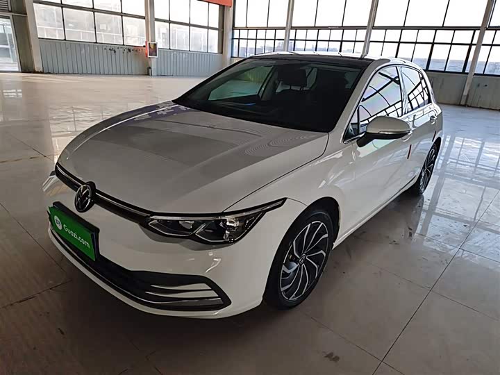 Фото 1 - Volkswagen Golf