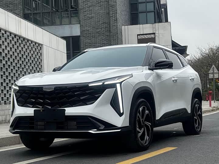 Фото 1 - Geely Atlas