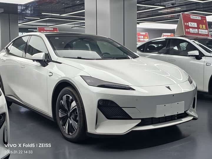 Фото 3 - Changan Deepal SL03