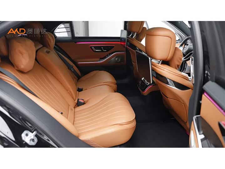 Фото 8 - Mercedes-Benz S-Class