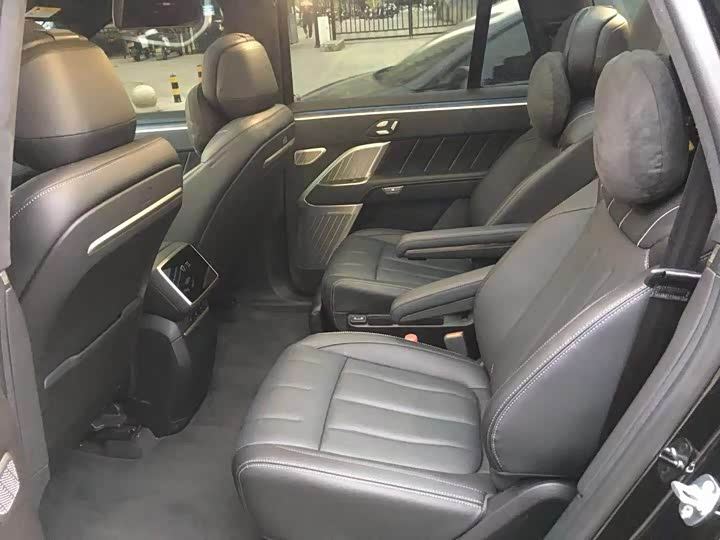 Фото 5 - Nio Onvo L90