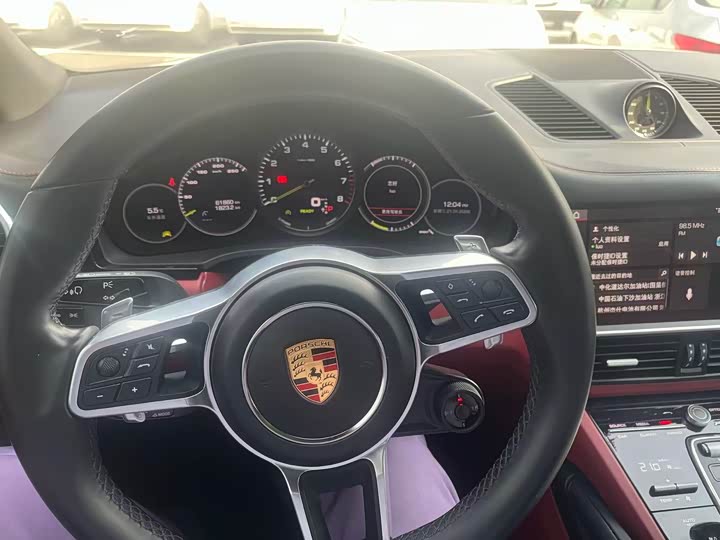 Фото 3 - Porsche Cayenne Hybrid