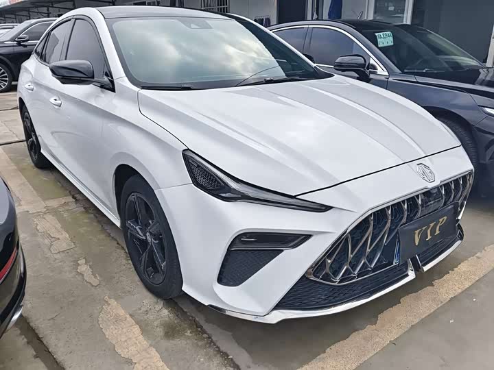 Фото 3 - MG Motor 5 Scorpio