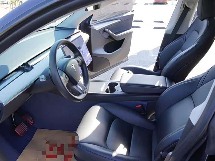 Фото 4 - Tesla Model Y