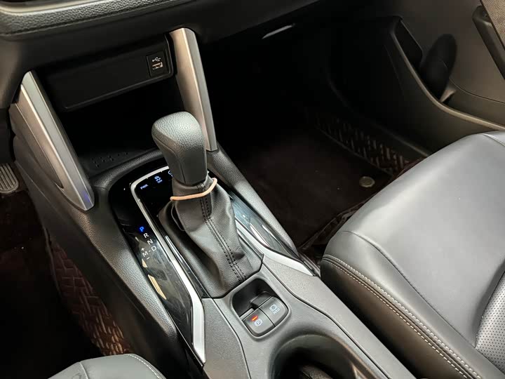 Фото 5 - Toyota Corolla Cross