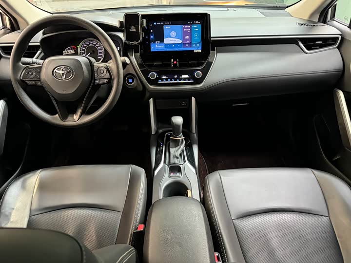 Фото 7 - Toyota Corolla Cross