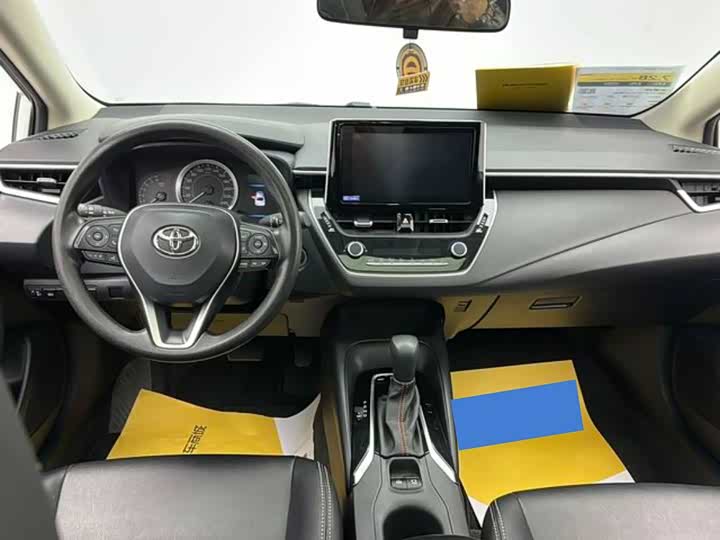 Фото 7 - Toyota Corolla