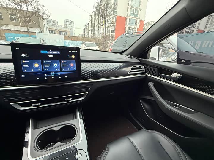 Фото 9 - BYD Qin Plus